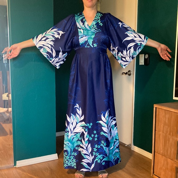 Hilo Hattie maxi - Picture 1 of 5